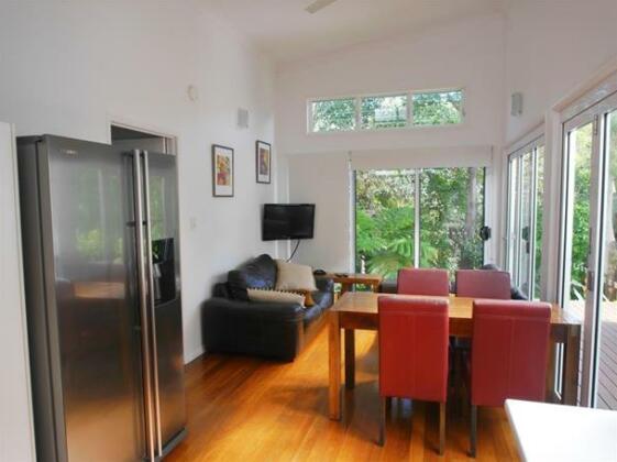 Al's Glasshouse - Photo5