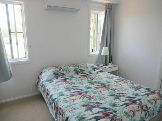 Azure Redland - Photo5