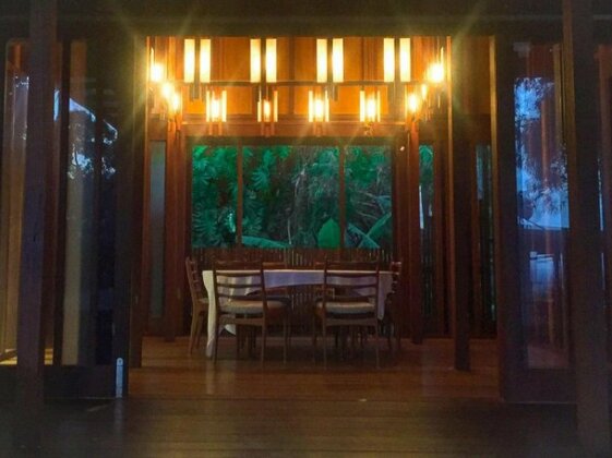 Moonshine Beach Shack