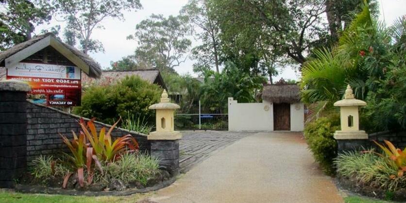 Straddie Bungalows