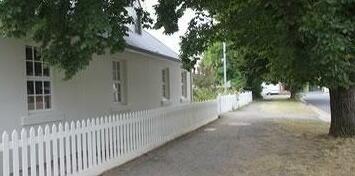 Number 3 Village House Richmond Tasmania - Photo4