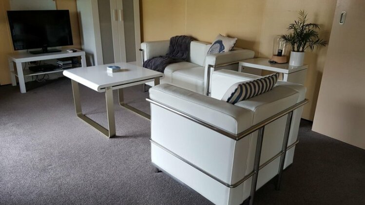 Beach Holiday Apartments - Photo5
