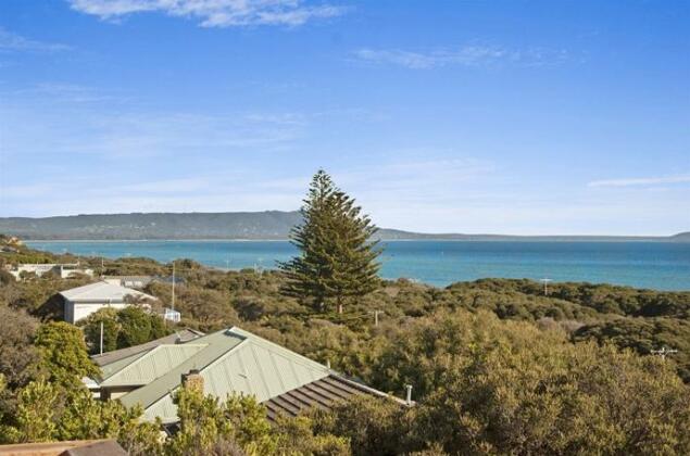 Breezy Bay Views