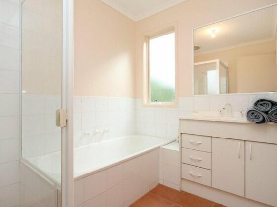 Killarney Cottage - Photo2