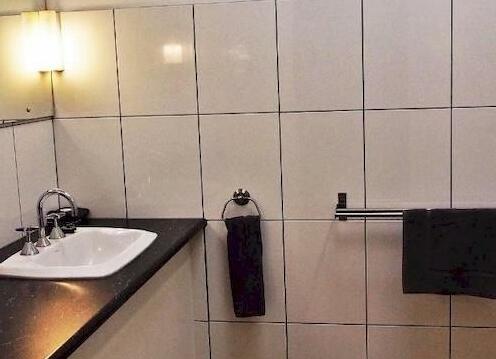 San Remo Hotel Motel - Photo5