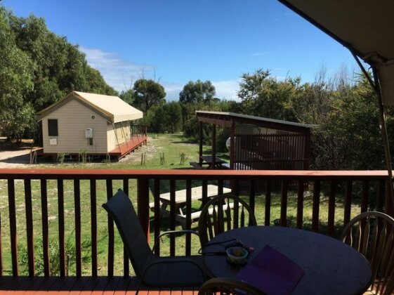 Scamander Sanctuary Holiday Park - Photo4