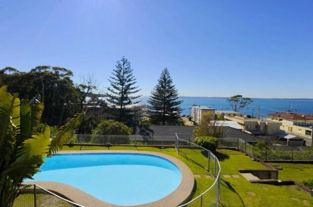 Sundeck Unit 6 - Shoal Bay - Photo2
