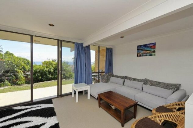 The Crest Unit 5 - Shoal Bay - Photo5