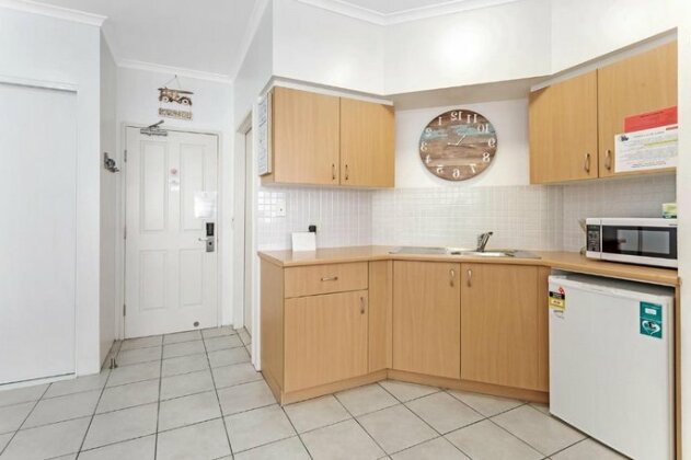 Zenith Unit 7 - Shoal Bay - Photo3
