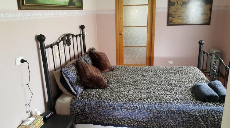 Snug Bed and Breakfast - Photo4
