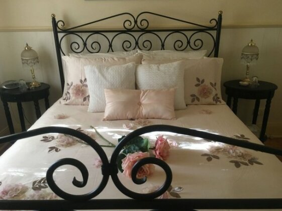 Eastcliff Cottage Bed & Breakfast - Photo4