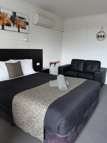 Anchor Wheel Motel - Photo2