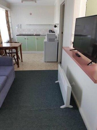 Anchor Wheel Motel - Photo3