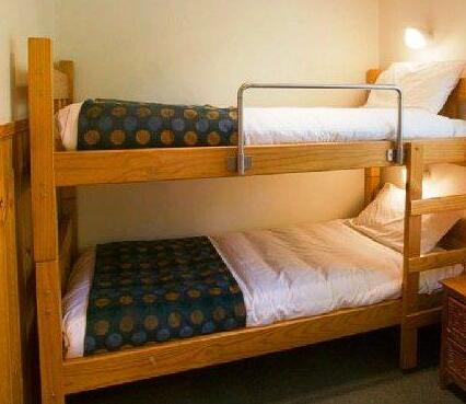 Dovecote Motel - Photo2