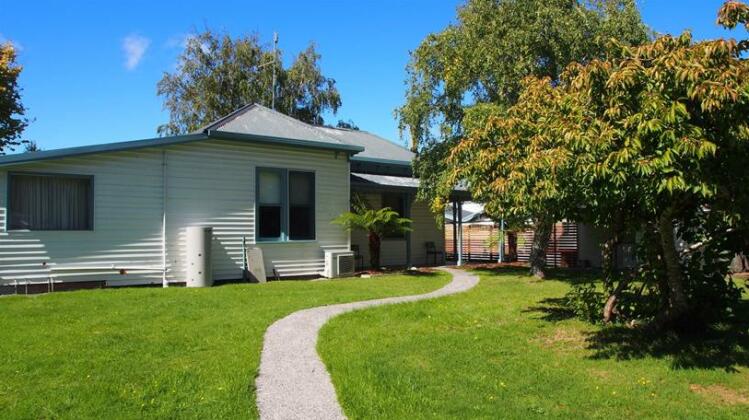 Strahan Holiday Retreat - Photo4