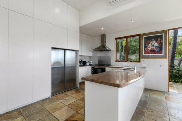 Mediterranean - Ocean View Holiday Home - Photo3