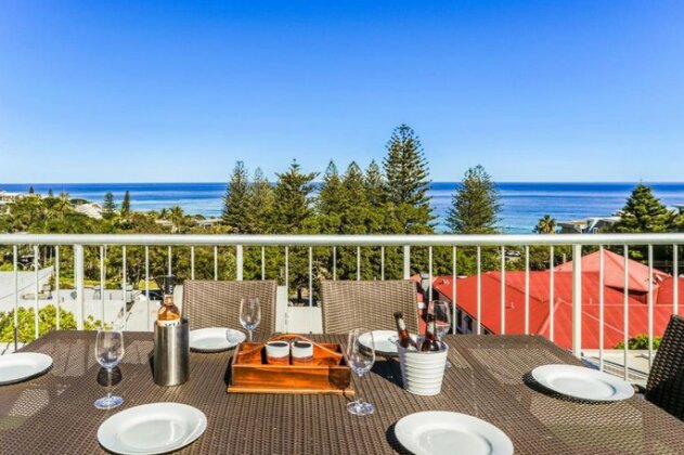 Unit 11 Cascades Sunshine Beach - Photo2