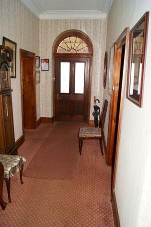 Meredith House - Photo3