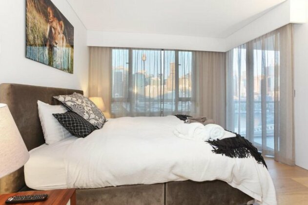 3 Bedroom Darling Harbour Apartment - Photo2