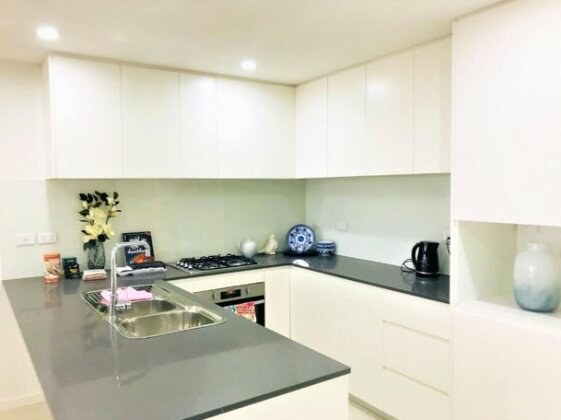 503 2 Bedroom In Kalina Serviced Apartments - Photo4