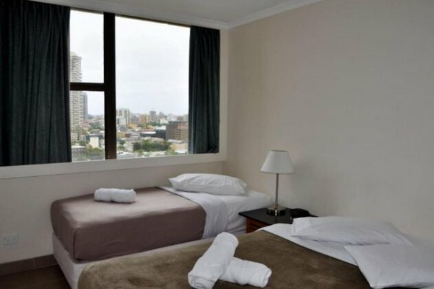 Accommodation Sydney City Centre - Hyde Park Plaza 3 bedroom 1 bathroom Apartment - Photo3
