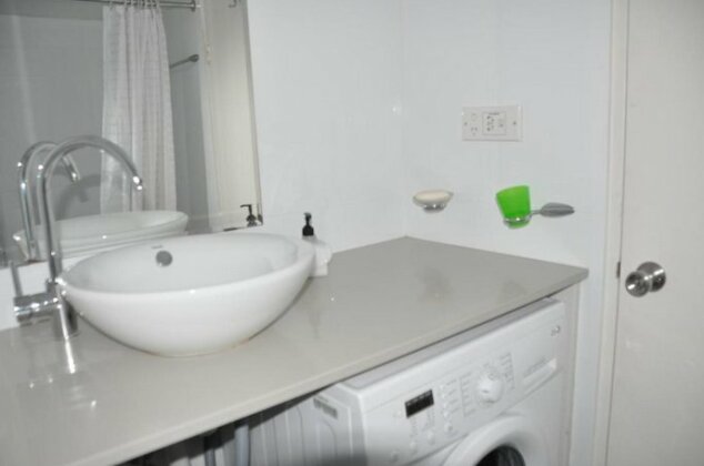 Accommodation Sydney City Centre - Hyde Park Plaza 3 bedroom 1 bathroom Apartment - Photo5