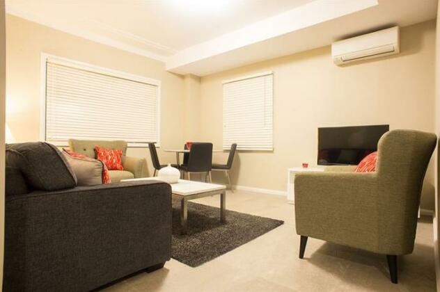 Amaaze Airport Serviced Apartments - Photo2
