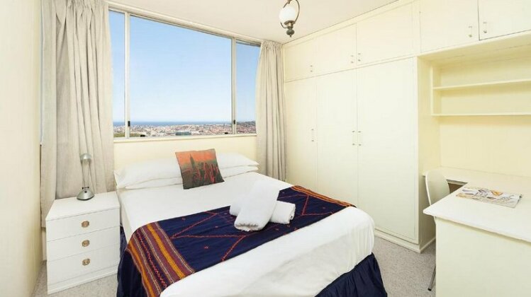 Bondi Apt for 4 with Panoramic Ocean and Park Views - Photo3