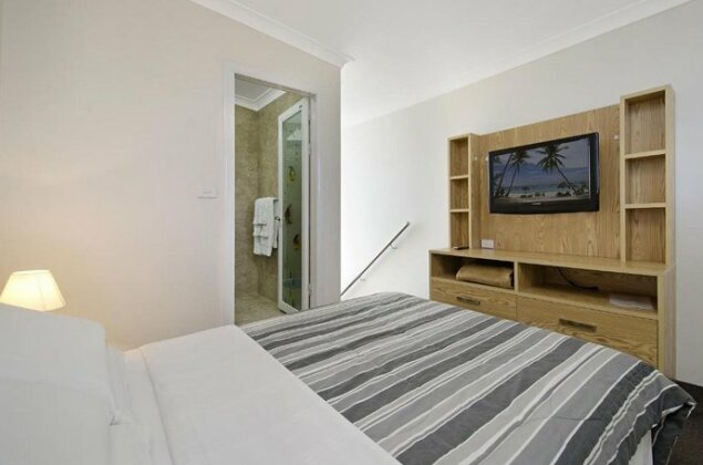 Bondi Beach Holiday Apartments - Photo3