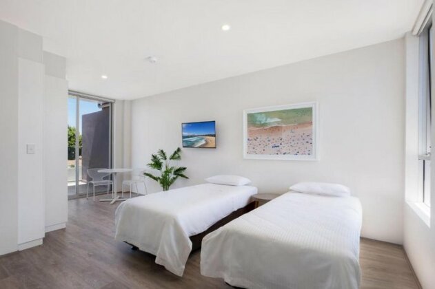 Bondi Beach Studio Penthouse Suite + Balcony - Photo5