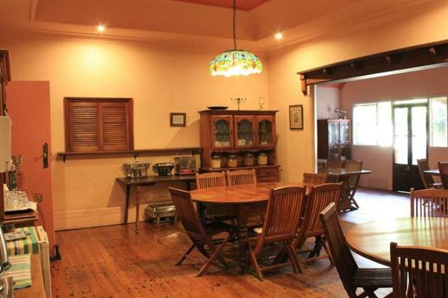 Burwood Bed and Breakfast - Photo3