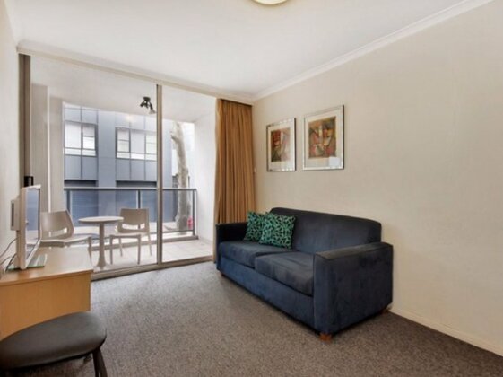 Contemporary Apartment Sydney - Photo4