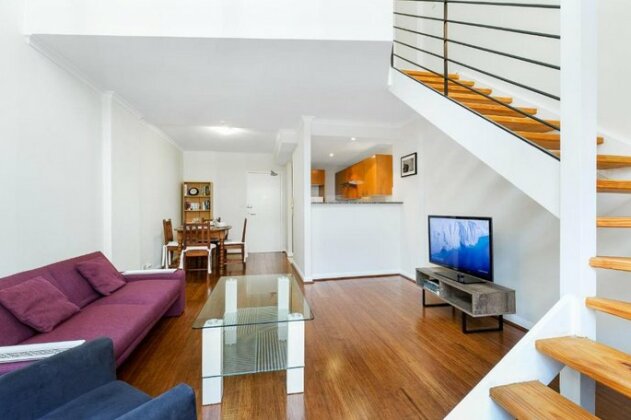 Darlinghurst Fully Self Contained Modern 1 Bed Apartment 607POP