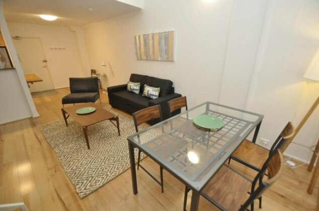 Darlinghurst Fully Self Contained Modern 1 Bed Apartment 607POP - Photo3