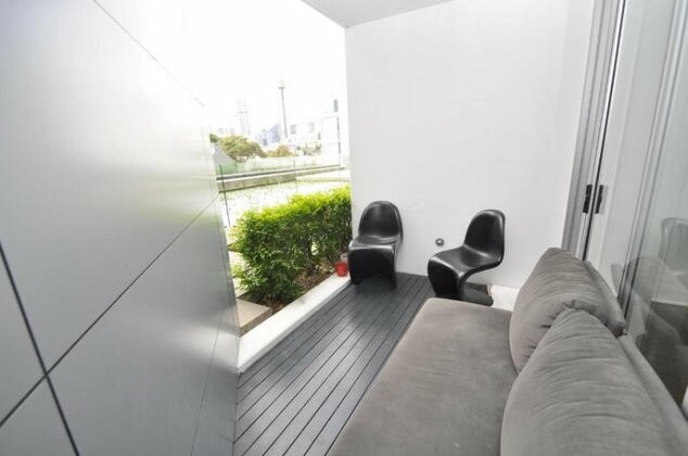 Darlinghurst Self-Contained Modern One-Bedroom Apartment 313 BUR