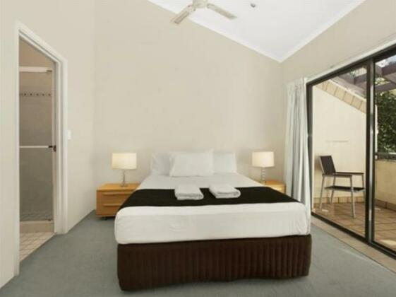 Manly Surfside Holiday Apartments - Photo2