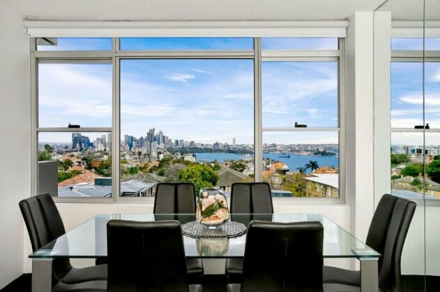 Modern 2BR Apartment with Views HARIS - Photo2