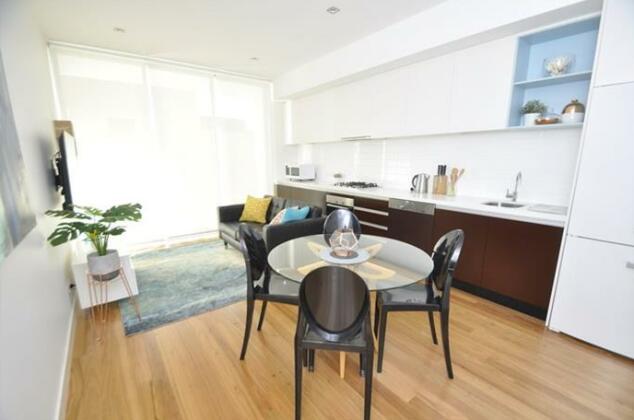 Neutral Bay Furnished Apartments - Photo2