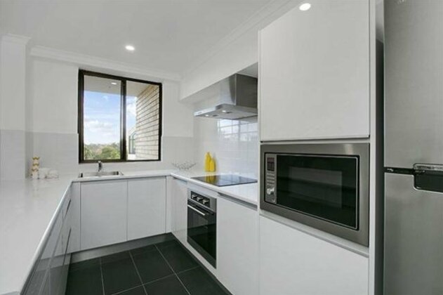 Newly Renovated Immaculate One Bedroom Apartment in Cremorne - CREM4 - Photo5