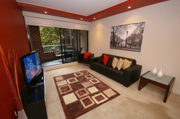 Pyrmont Self-Contained Modern One-Bedroom Apartment D604PT - Photo3