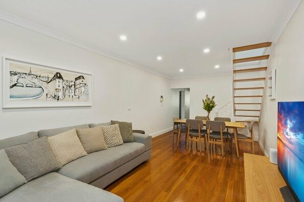 Renovated urban oasis in the thick of Surry Hills - Photo2