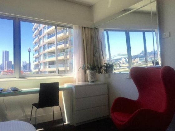 Rubys Room With a View @ Potts Point - Photo2