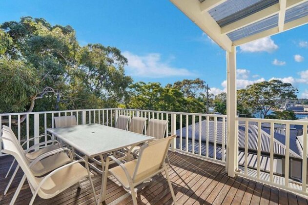 Spacious Victorian With Harbour View Terrace - Photo4