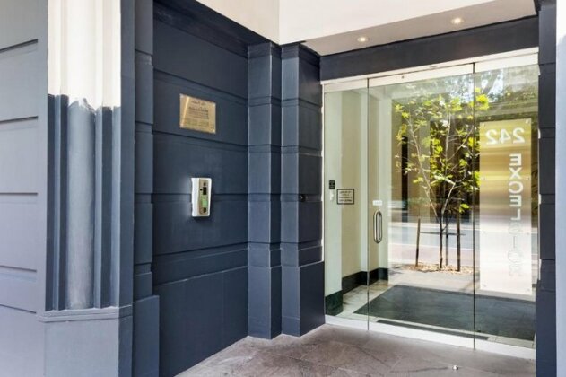 Surry Hills Fully Self Contained Modern 1 Bed Apartment 1012ELZ - Photo5