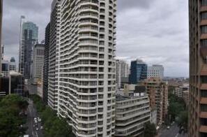 Sydney Apartment Family Studio with Balcony - HOV 51416