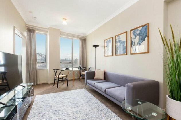 Sydney CBD 1 Bedroom Self-Contained Apartment with Spectacular Sydney Harbour View 1312 BRG - Photo2