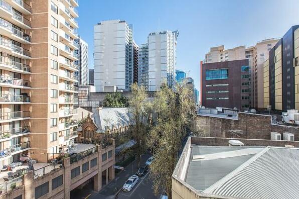 Sydney CBD Best Location - Photo4