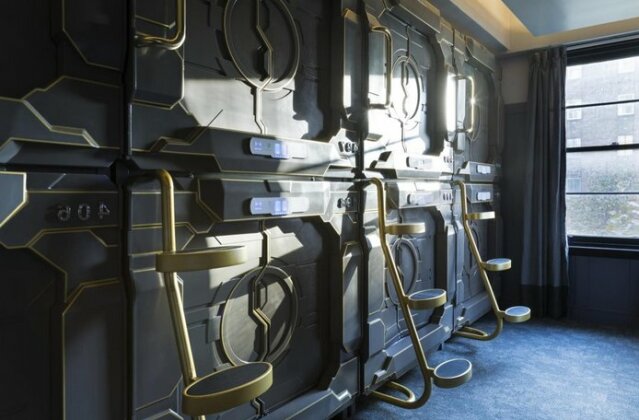 The Capsule Hotel - Photo5