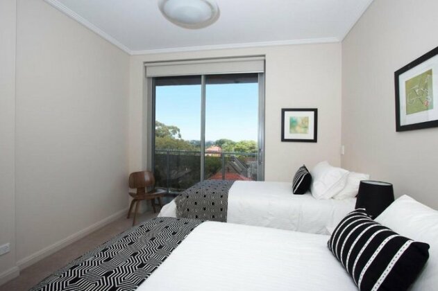 The Junction Palais - Modern and Spacious 2BR Bondi Junction Apartment Close to Everything