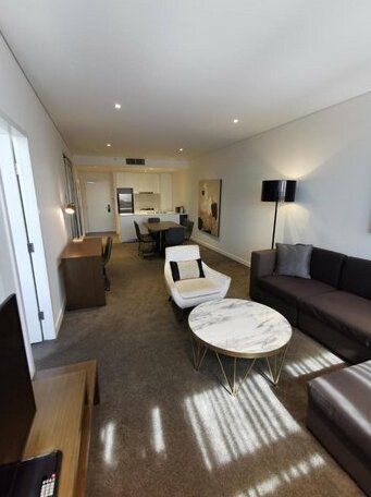 Top Level One Bedroom Apartment with Terrace - Photo3